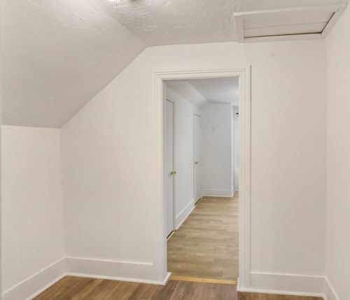 22 Milton St, Worcester MA 01605-3230 exterior