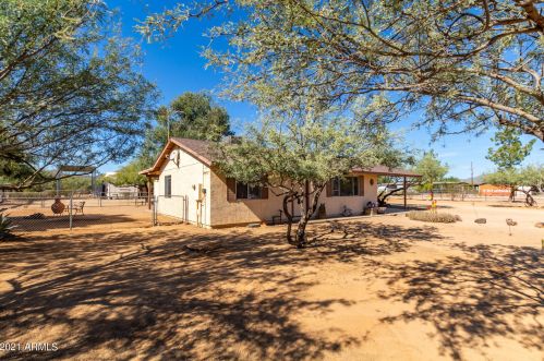 35220 3rd Ave, Phoenix AZ 85027-5908 exterior