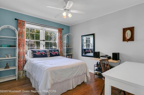 208 Winding Way, Little Silver NJ 07739-1763 exterior