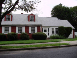 11 Truman Rd, Newton, MA 02459-2638