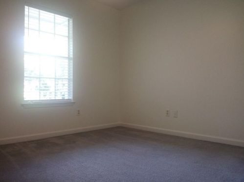 27 Manor Ct, Stockbridge GA  30281-1166 exterior