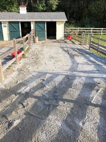 16 Pierce Rd, Sutton MA 01590-2909 exterior