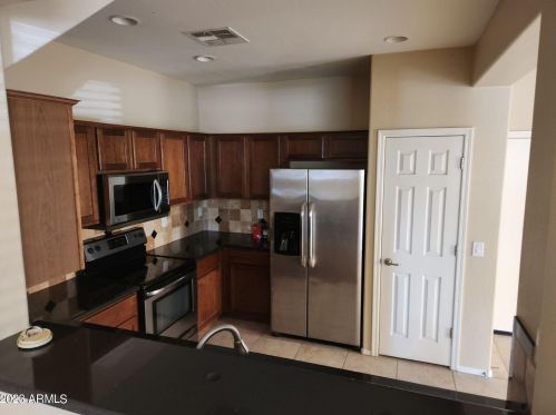 25926 53rd Dr, Phoenix AZ  85083-6350 exterior