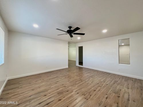 3806 86th Ln, Phoenix, AZ 85037-2426