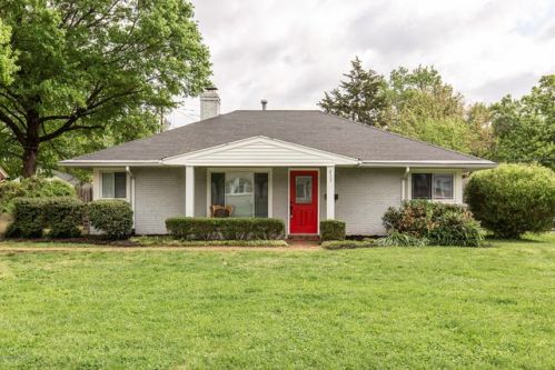 215 Hemingway Rd, Louisville, KY 40207-4001