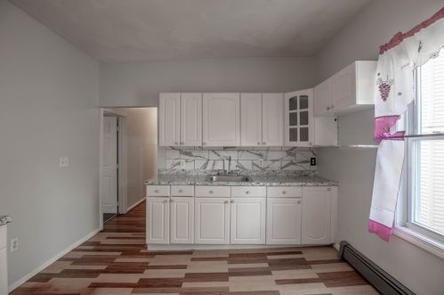 49 Pearl St, Everett MA 02149-1105 exterior