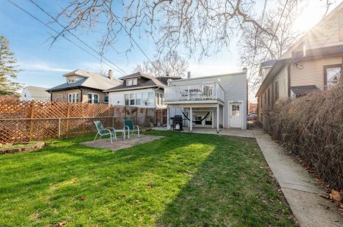 2242 Kenilworth Ave, Forest View IL 60402-2213 exterior