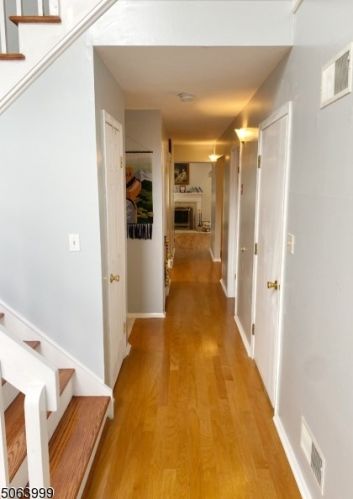 51 Castle Ridge Dr, East Hanover, NJ 07936-3553