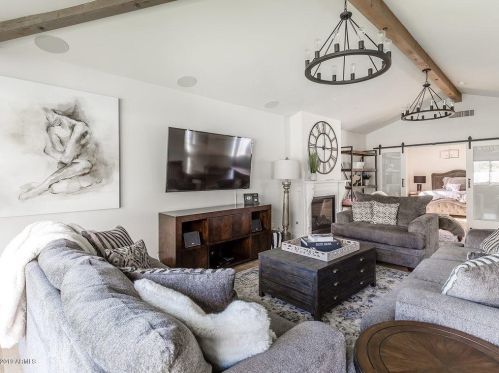 5123 43rd Pl, Phoenix AZ  85018-1633 exterior