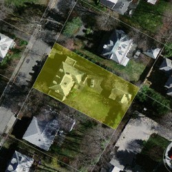 28 Nobscot Rd, Newton MA  02459-1323 aerial view