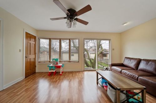 1613 Maple Ave, Forest View IL 60402-1546 exterior