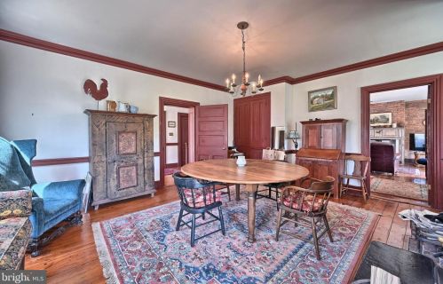 385 Springview Rd, Carlisle PA 17015-7411 exterior