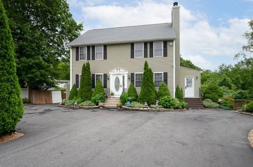 72 Wildwood Ave, Worcester, MA 01603-1518