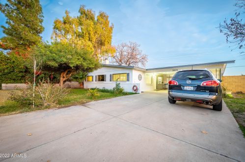 3201 Cortez St, Phoenix AZ  85029-3219 exterior