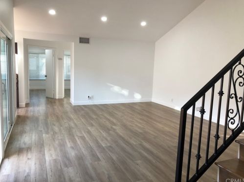 27 Tangerine, Irvine CA  92618-4565 exterior