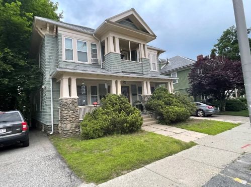 801 Pleasant St, Worcester MA  01602-1931 exterior