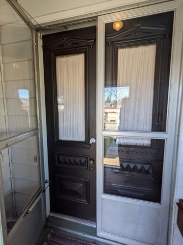 394 Chandler St, Worcester MA 01602-2916 exterior