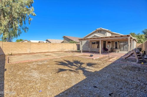 8002 26th St, Phoenix AZ  85042-7056 exterior