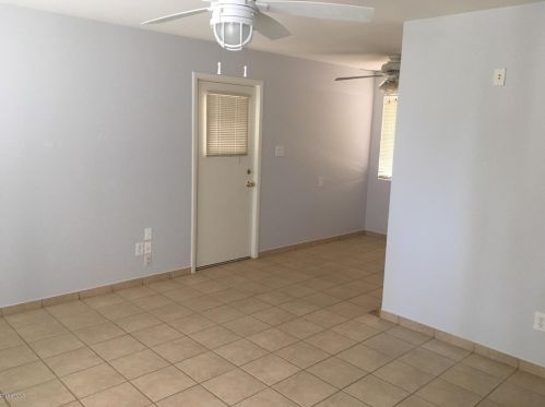 10808 12th St, Phoenix AZ  85020-1131 exterior