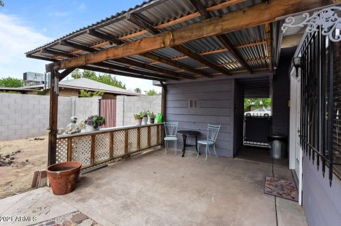 4002 34th St, Phoenix AZ 85008-3819 exterior