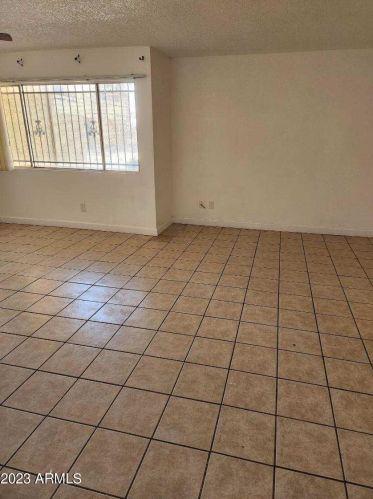 2692 43rd Ave, Phoenix AZ 85009-1080 exterior