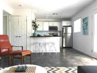 4231 27th St, Phoenix AZ  85016-5742 exterior