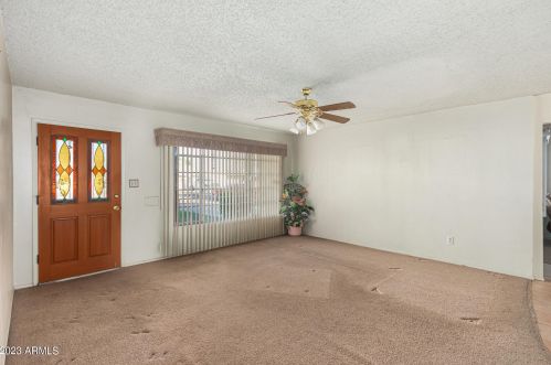 6738 33rd Ave, Phoenix AZ 85041-7416 exterior