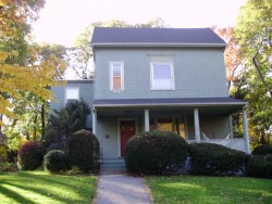 19 Columbus St, Newton, MA 02461-1417