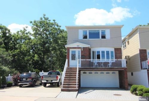 601 Schuyler Ave, Kearny, NJ 07032-4201