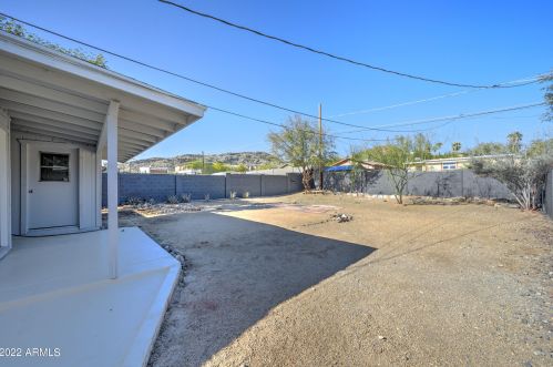 1414 Cholla St, Phoenix AZ 85029-3800 exterior