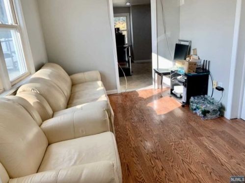 412 Sussex St, East Newark NJ  07029-2210 exterior