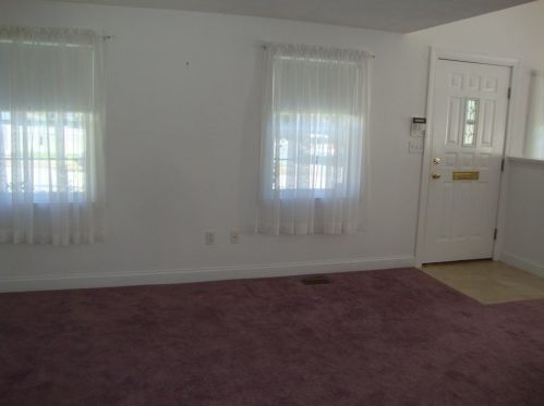 111 Valentine Rd, Arlington MA  02476-7115 exterior