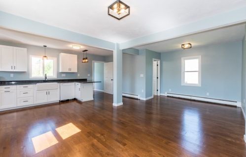 54 Aldrich Rd, East Bridgewater MA 02324-1331 exterior