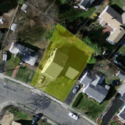 23 Hanson Rd, Newton MA  02459-3516 aerial view