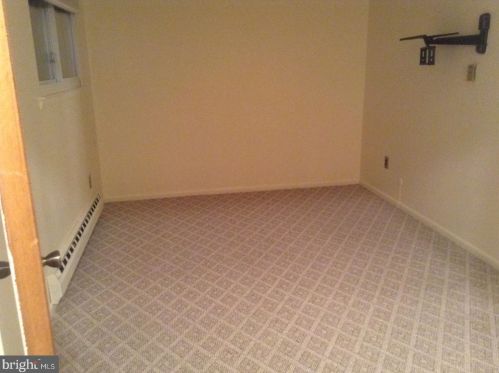 5 Kings Rd, Erial NJ 08081-1323 exterior