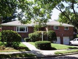 23 Donna Rd, Newton, MA 02459-2804