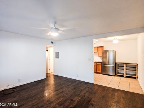 325 Colter St, Phoenix AZ 85018-1536 exterior