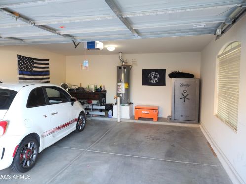 35826 33rd Ln, Phoenix AZ  85086-4201 exterior