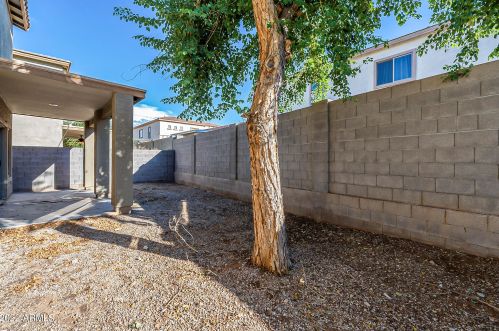 603 Beautiful Ln, Phoenix AZ 85042-7074 exterior