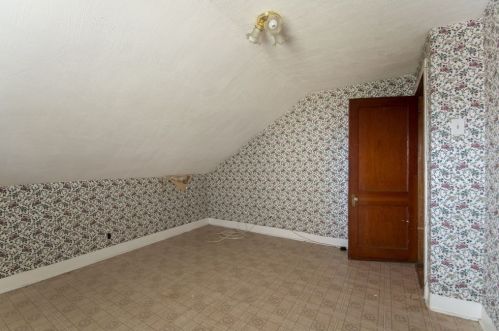 109 Diman St, Fall River MA 02721-1027 exterior