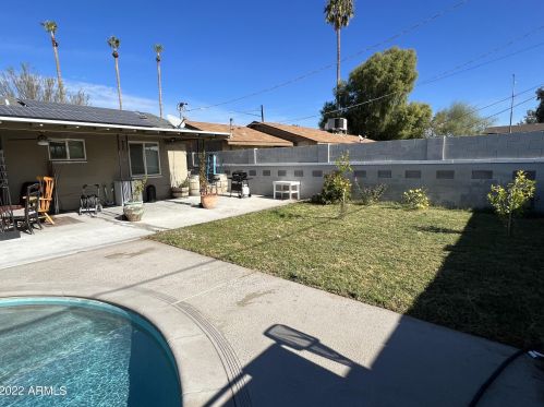 2113 Amelia Ave, Phoenix AZ 85037-2408 exterior