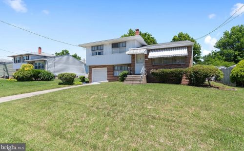 1228 Cooper St, West Deptford, NJ 08096-3079