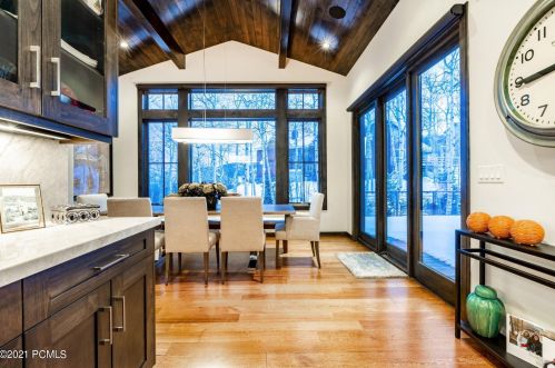 2424 Iron Mtn Dr, Park City UT 84060-6559 exterior