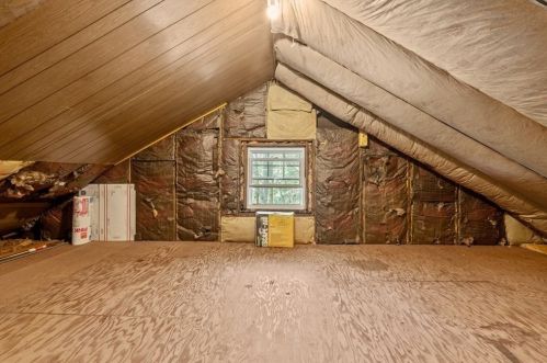 188 Newman Ave, Seekonk MA 02771-4911 exterior