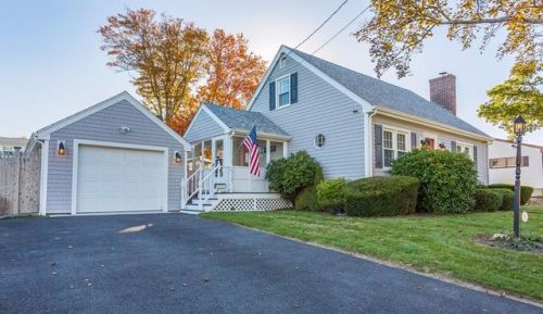 117 Clearview Ave, Fall River, MA 02726-4802