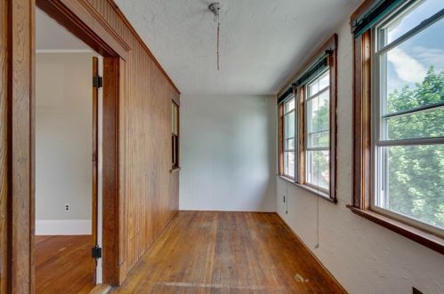 3 Beacon St, Quincy MA 02169-7117 exterior