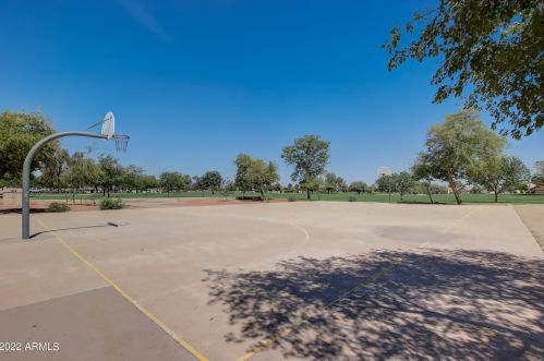 3901 Carol Ann Way, Phoenix AZ 85032-4057 exterior