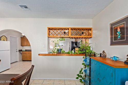 3736 Charter Oak Rd, Phoenix AZ 85032-7452 exterior