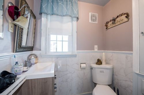 251 Sandwich St, Plymouth MA 02360-2132 exterior