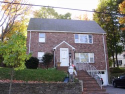 19 Ripley St, Newton, MA 02459-2209